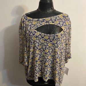 cha cha vente Blue Floral print sheer cut out front blouse, size 3X